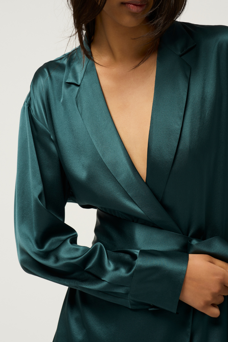 RELAXED SILK WRAP SHIRT