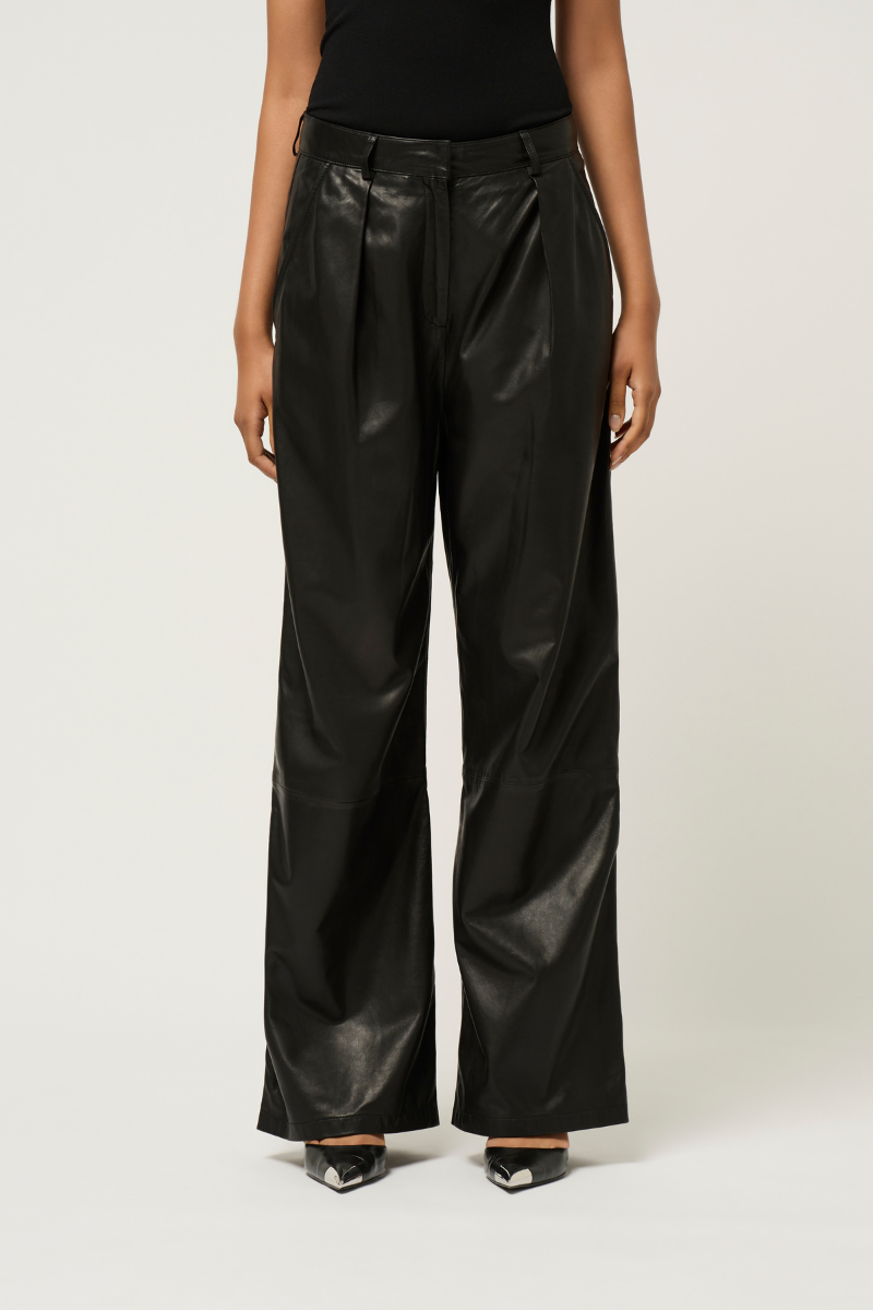 WIDE LEG LEATHER BOY PANT BLACK